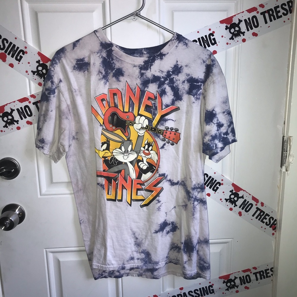 Loony Tunes tie dye shirt